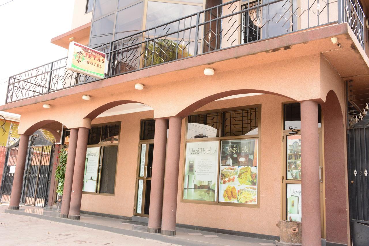 Jevas Hotel Arusha Exterior foto